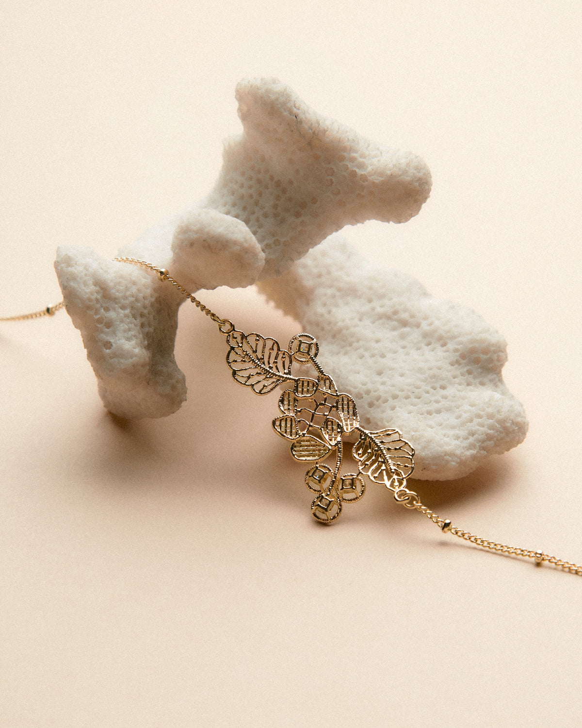Gold Thread Fine Bracelet | ARFO2011