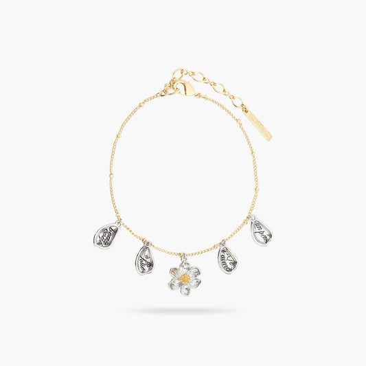Daisy And Engraved Petal Fine Bracelet | ASAM2021