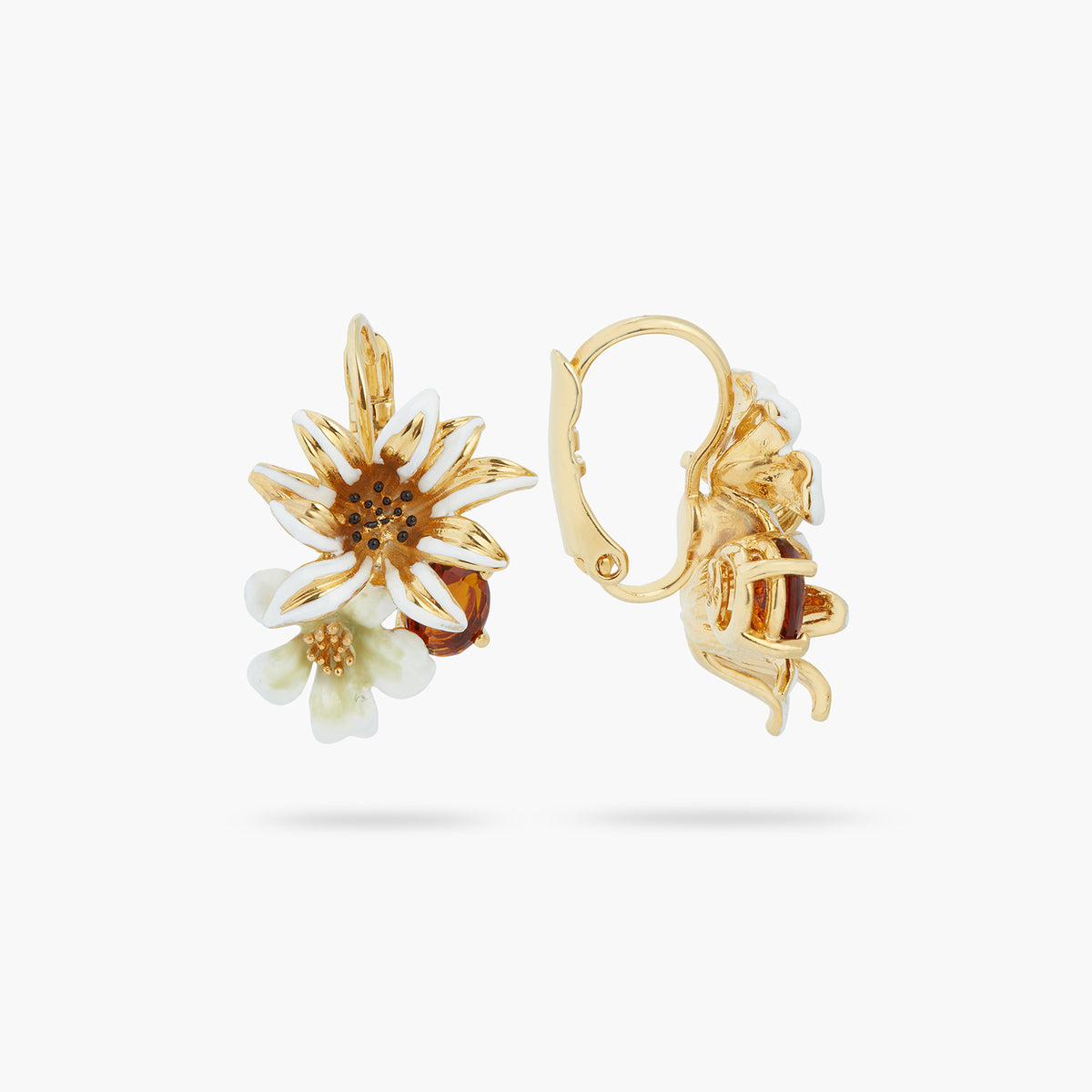 White And Gold Flowers And Faceted Crystal Earrings | ASTM1071