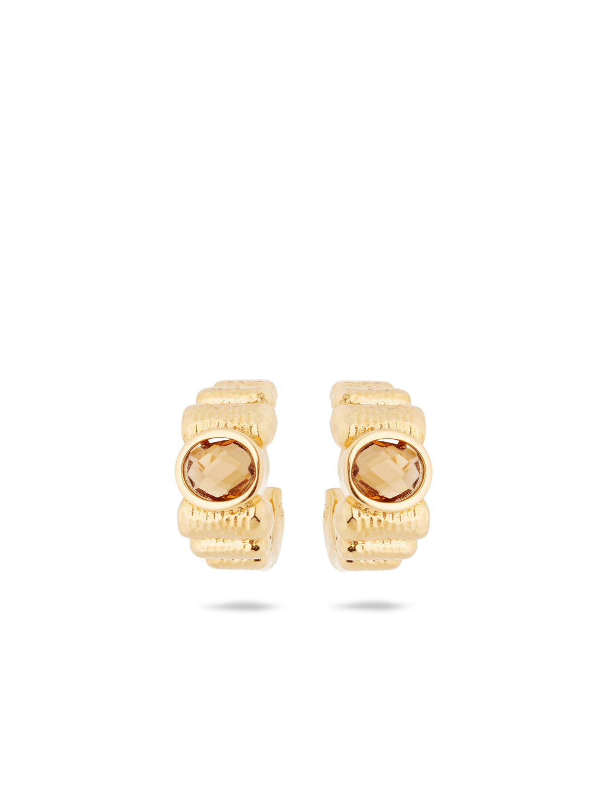 Gold And Wavy Hoop Earrings | aunb1021