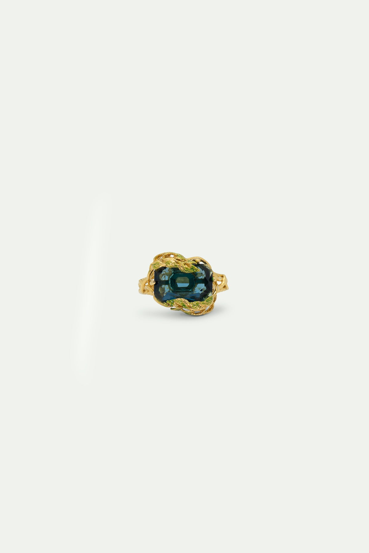 Wisteria Leaves And Faceted Crystal Cocktail Ring | auof6021