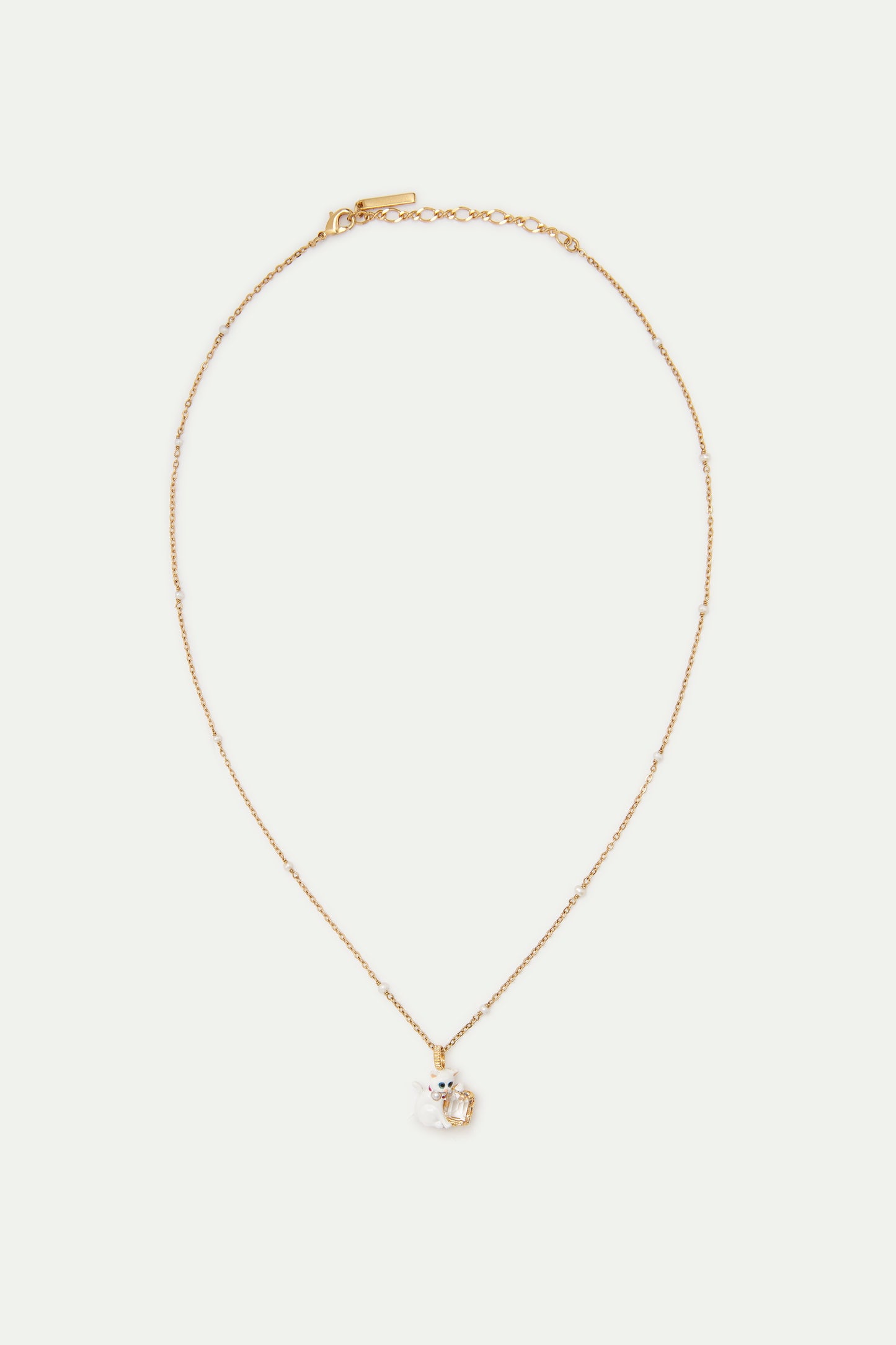 White Cat And White Faceted Stone Beaded Pendant Necklace | AVLA3031