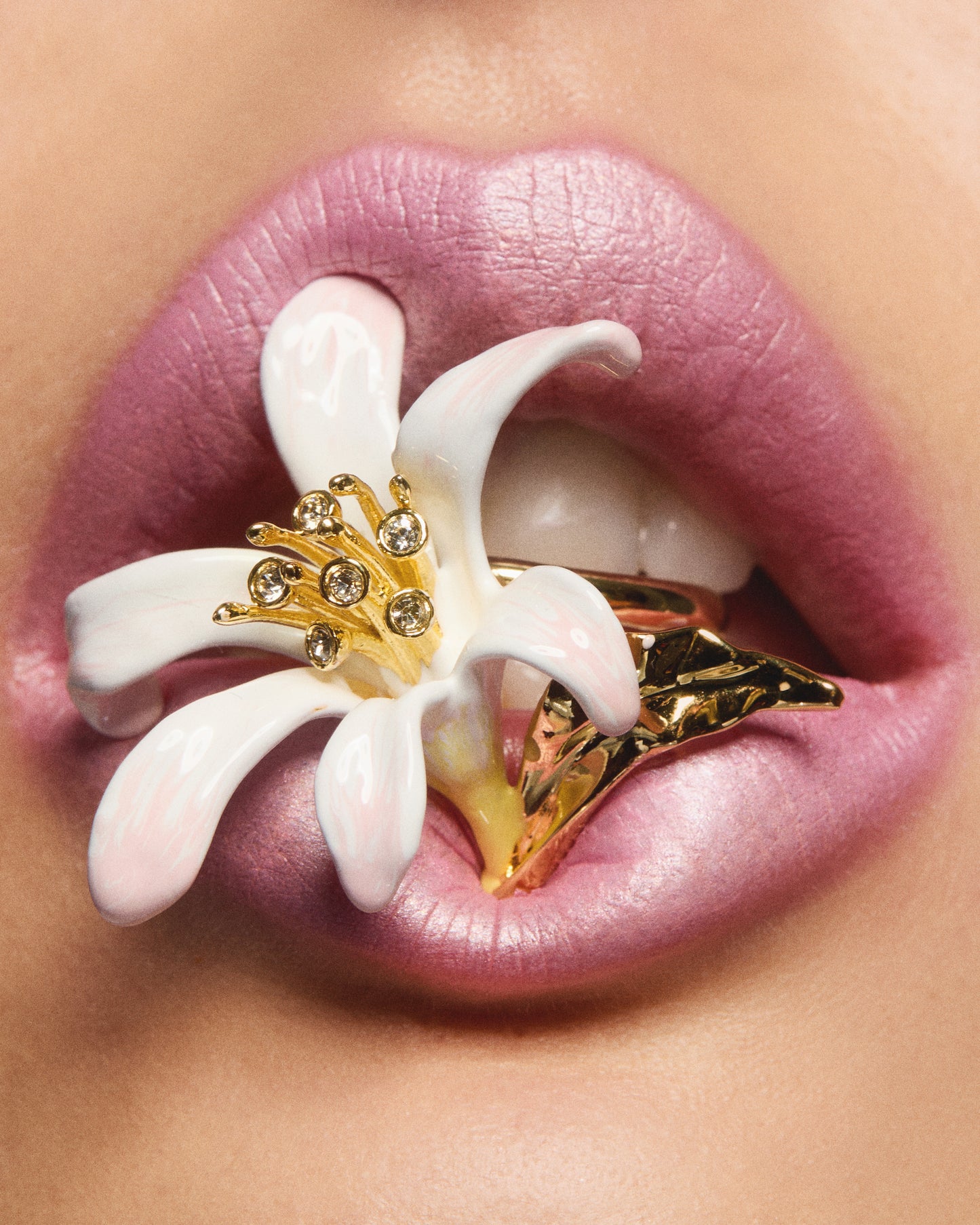 White Lily Flower And Crystal Brooch | AVOP5011