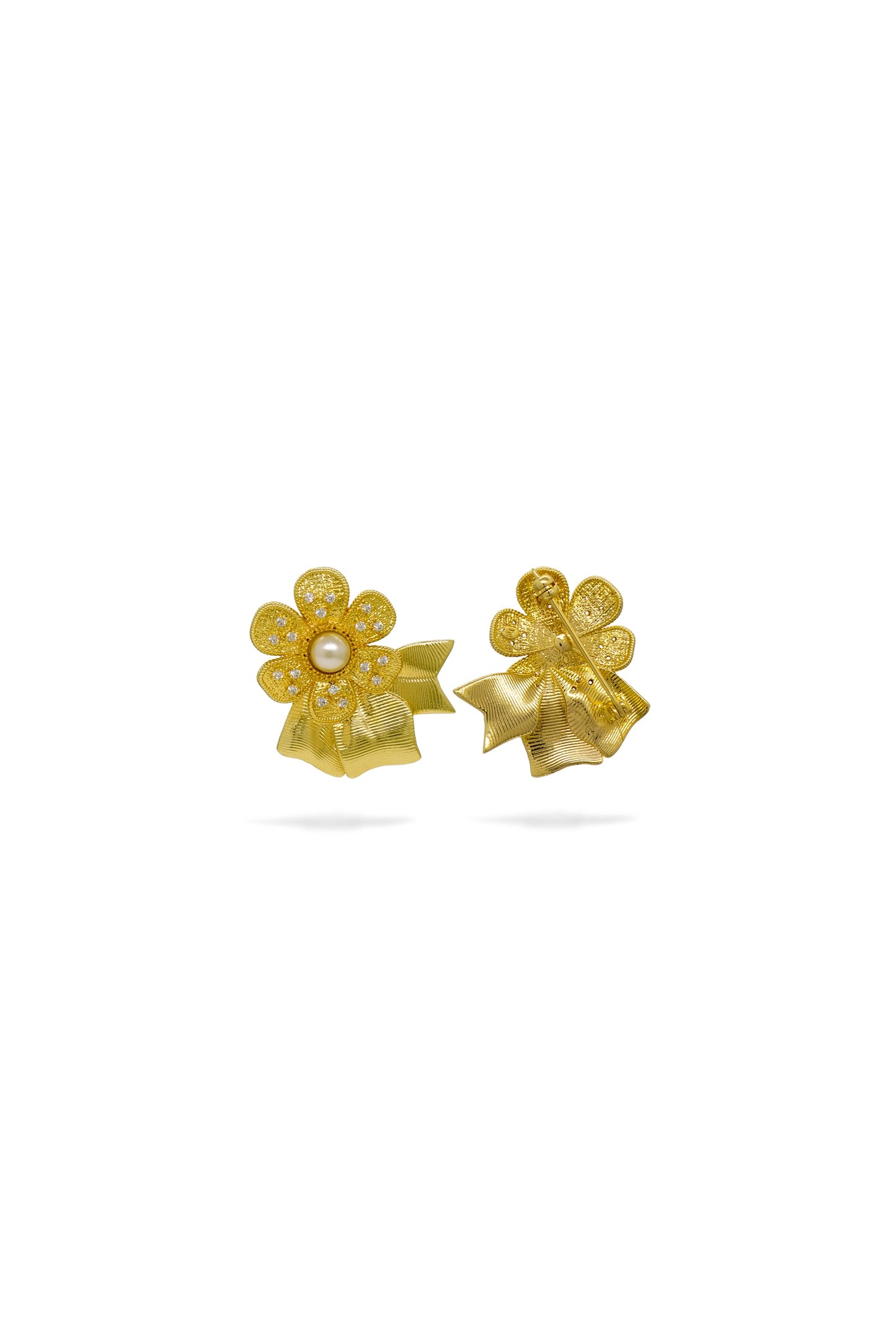 Gold-Plated Brass Flower Brooch And Artificial Pearl | avth5011
