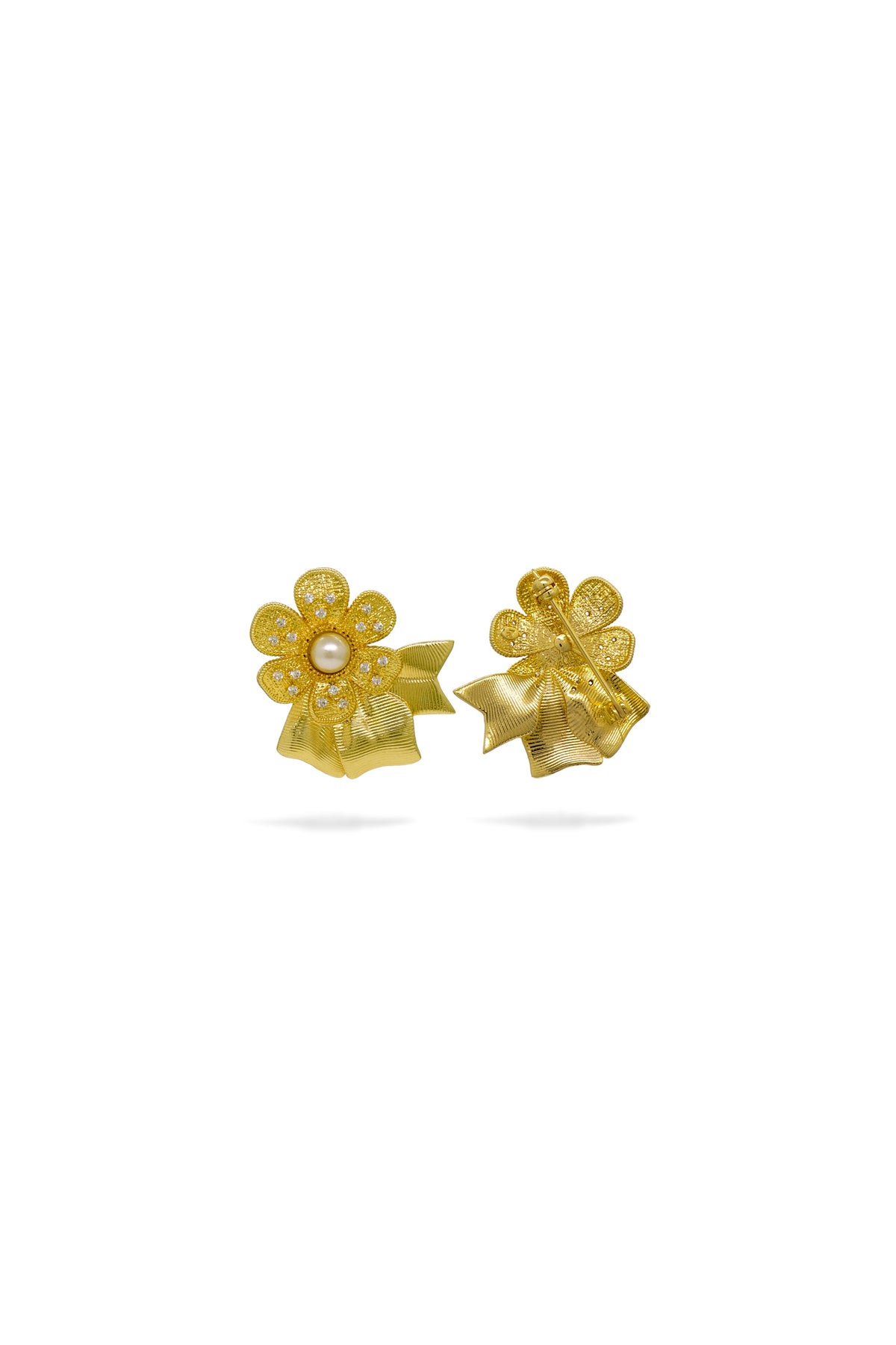 Gold-Plated Brass Flower Brooch And Artificial Pearl | avth5011