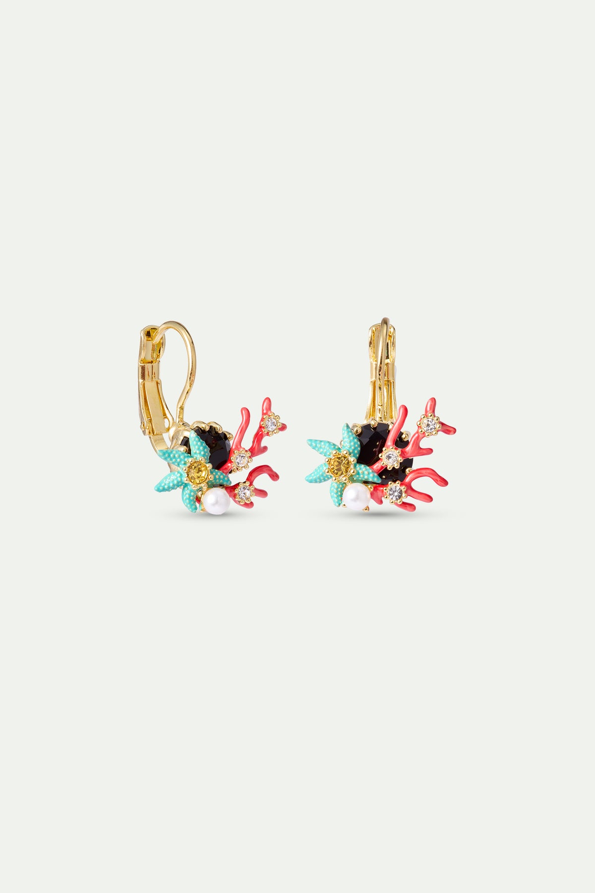 Sleeper Round Black Stone Earrings | AWCC1041