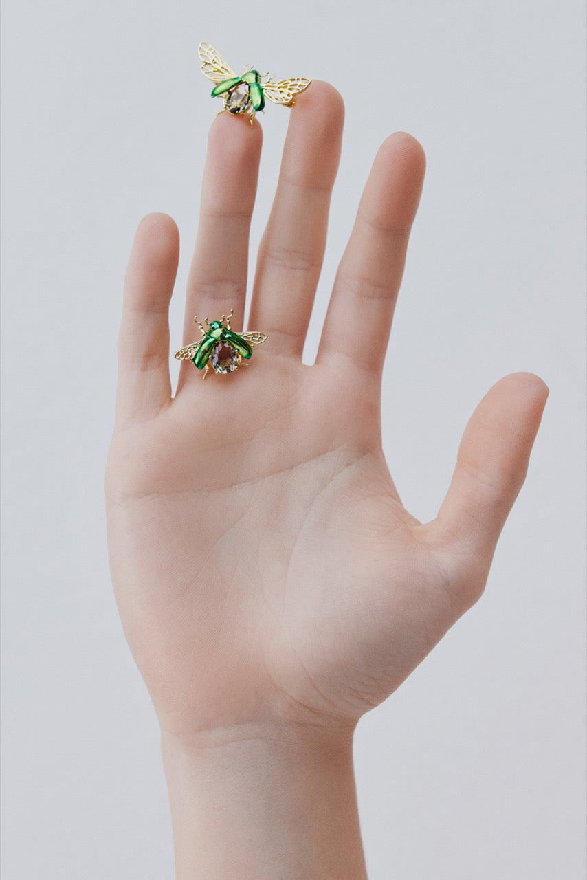 Flying Green Rose Chafer & Black Stone Ring | AWCC6031