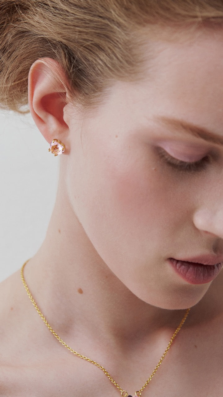 Light Pink Diamantine Heart-Shaped Earrings | AWLD1451