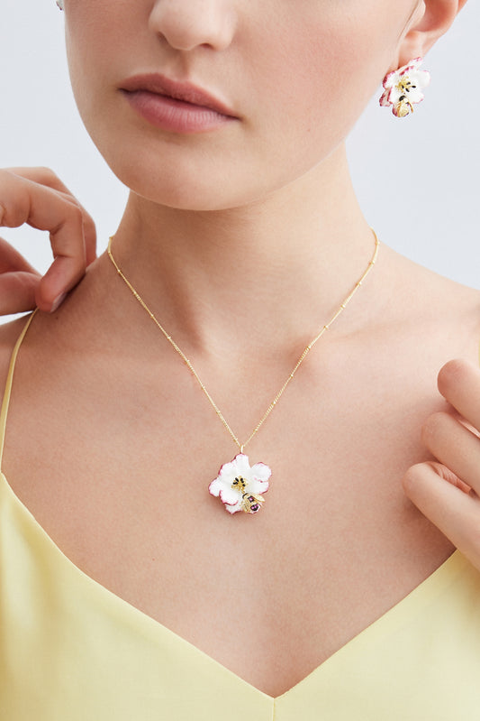 Pendant Necklace With White And Pink Cosmos Flower And Gold Bee | AXAM3011