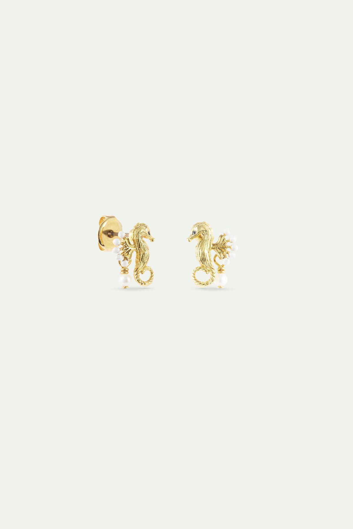 Golden Seahorse And White Pearl Earrings | AXMO1011