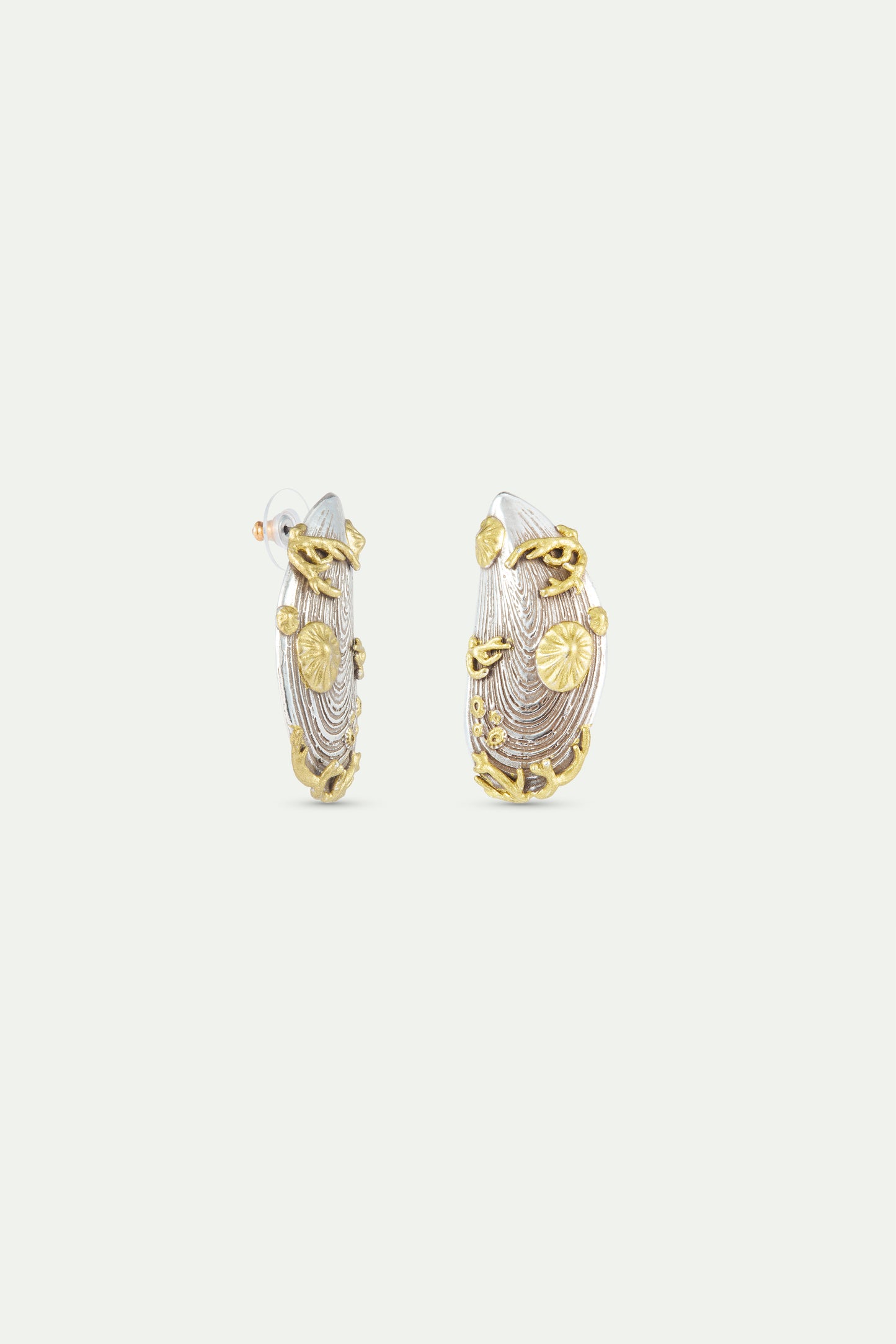Silver And Gold Mussel Earrings | AXMO1061