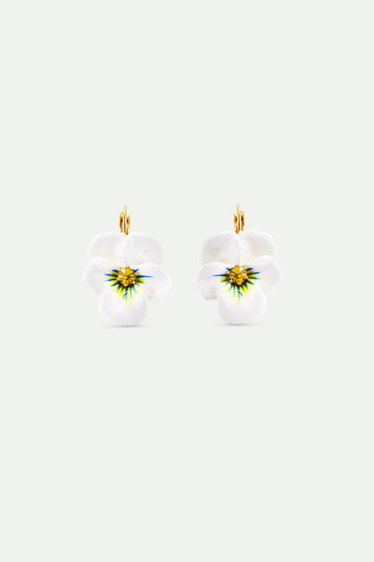 White Pansy And Cut Crystal Earrings | AXMP1031