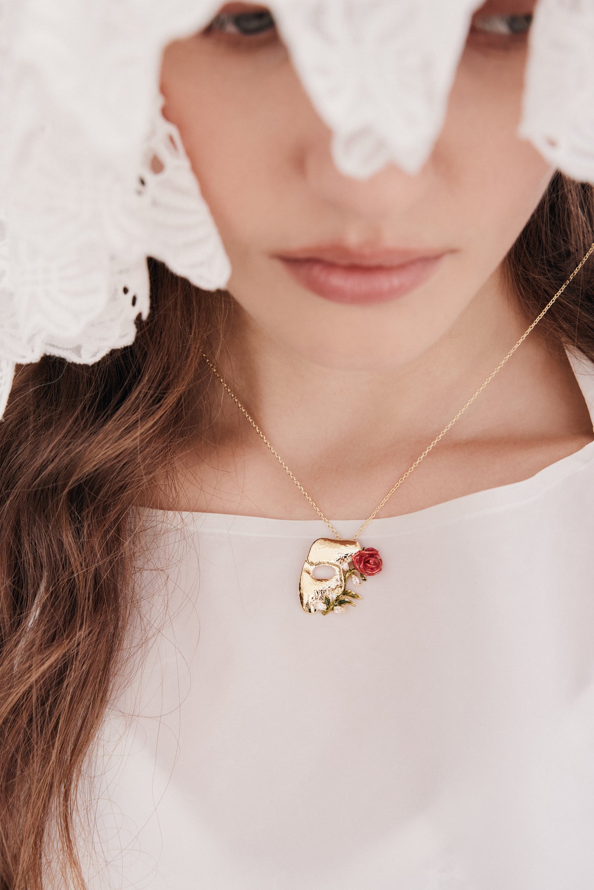 Gold Mask, Rose And Crystal Pendant Necklace | AXOP3011