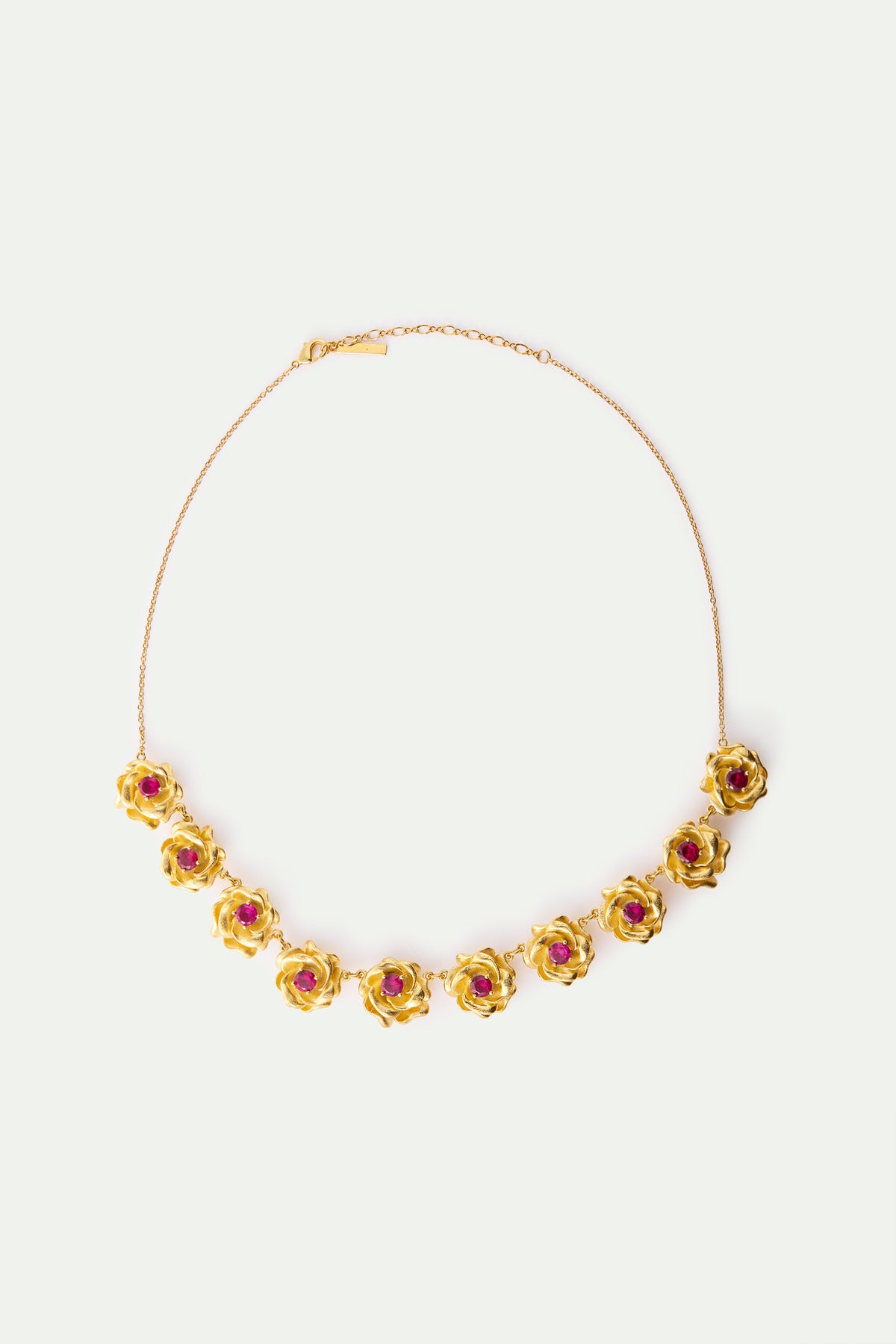 Necklace With Gold Mona Lisa Roses And Pink Stones | AXRF3011