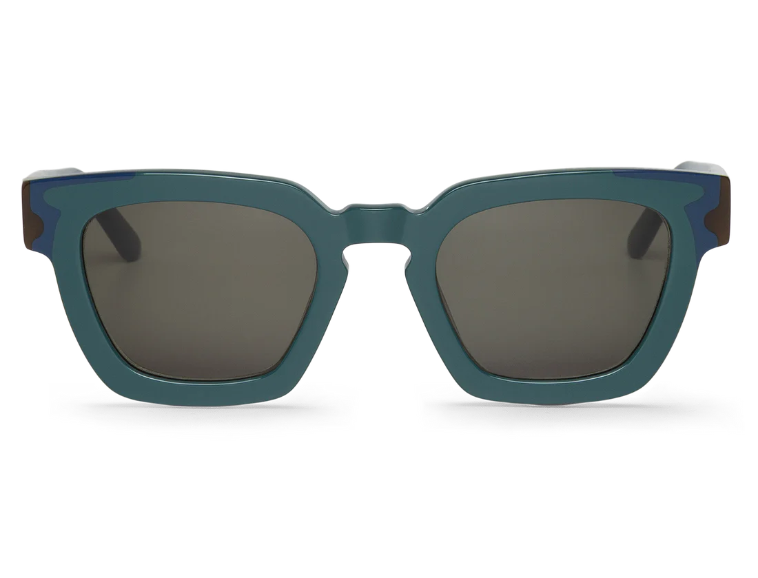 Logan Sunglasses With Classical Lenses