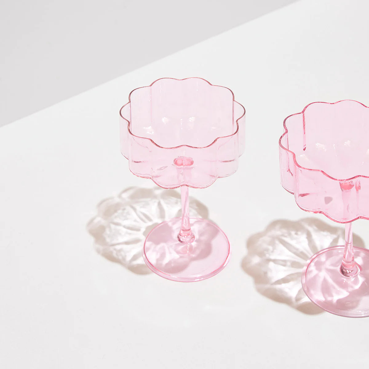 TWO x WAVE COUPE GLASSES - PINK
