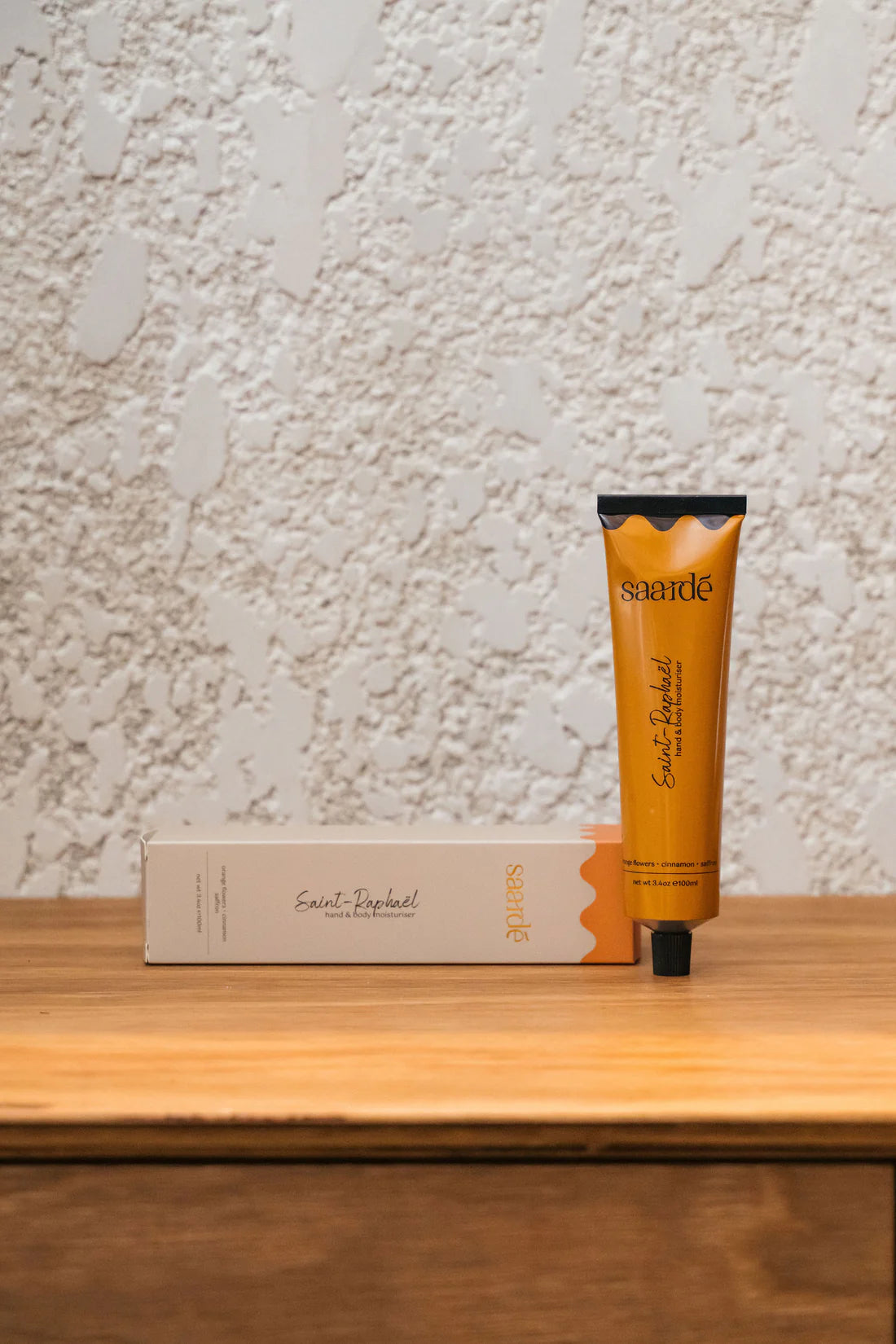 Hand And Body Moisturiser | Saint-Raphaël