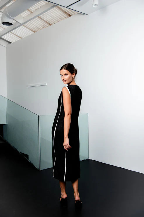 Alquema | Pin Dress / Black