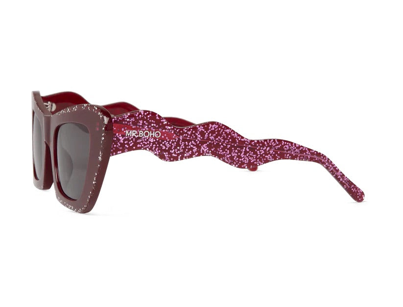 Lava Flowing Sunglasses With Classical Lenses
