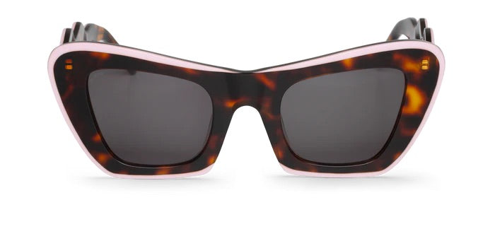 Lava Flowing Sunglasses With Classical Lenses