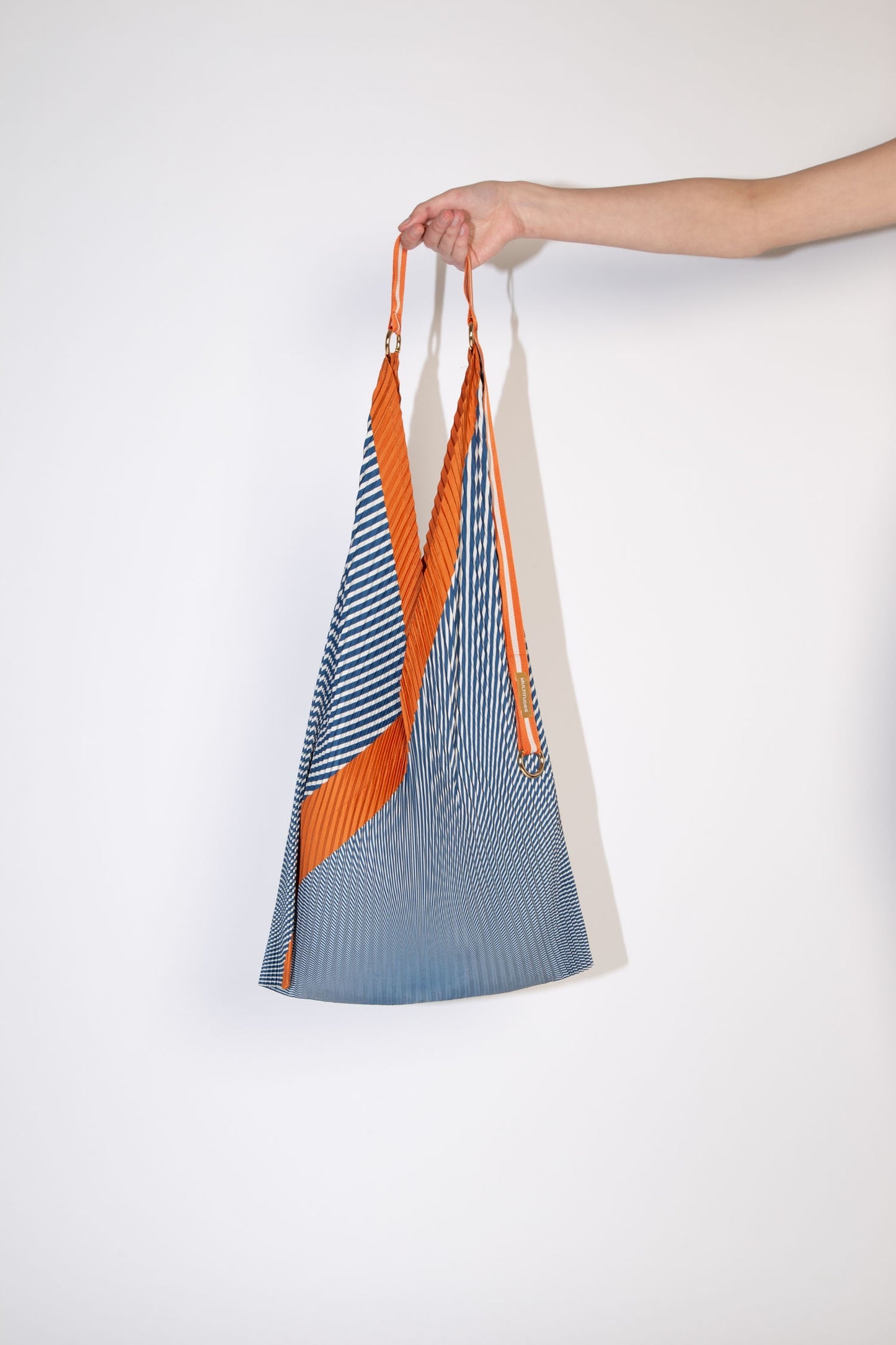 Multitudes Anna Rust Pleated Y Bag
