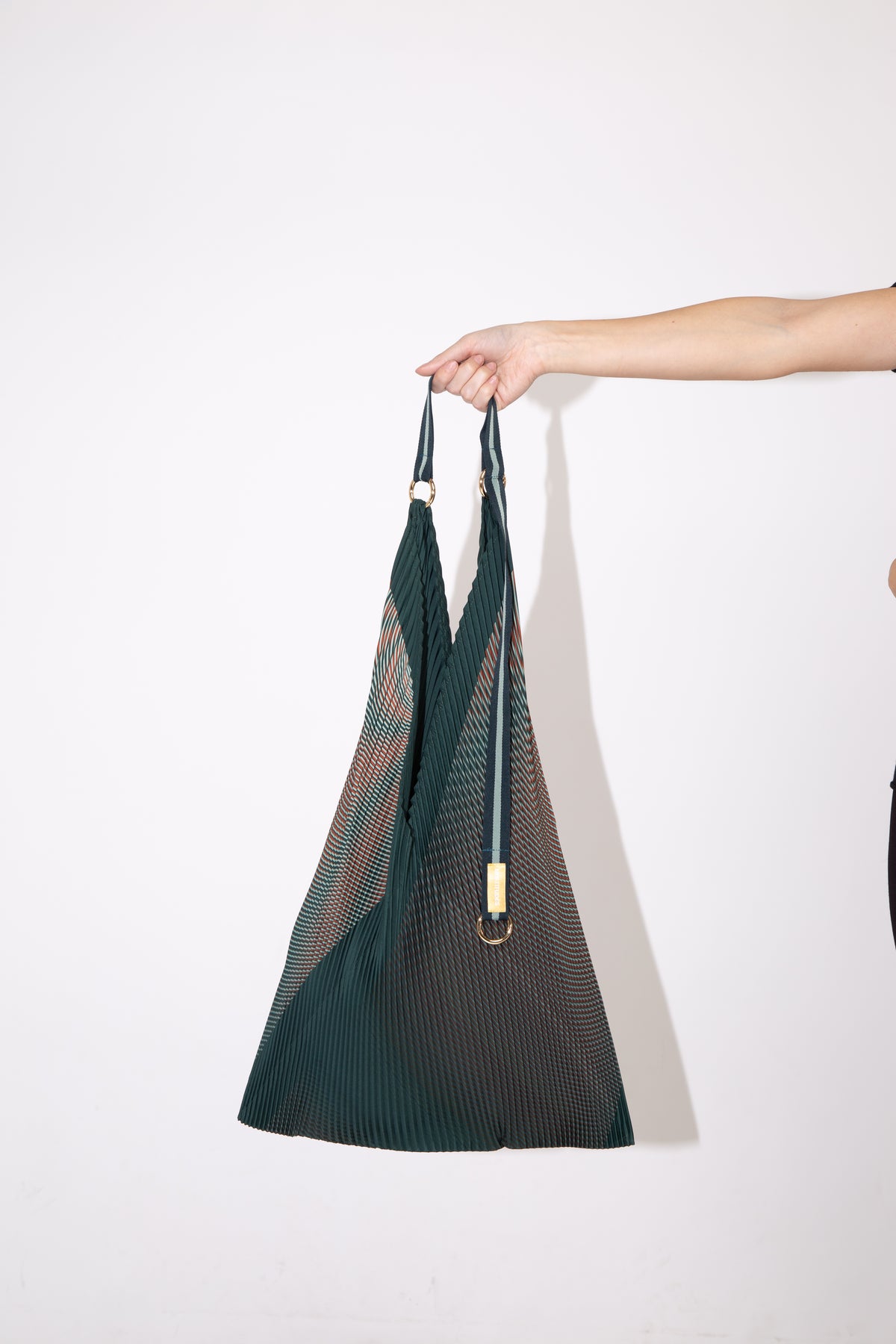 Multitudes Isabella Green Pleated Y Bag