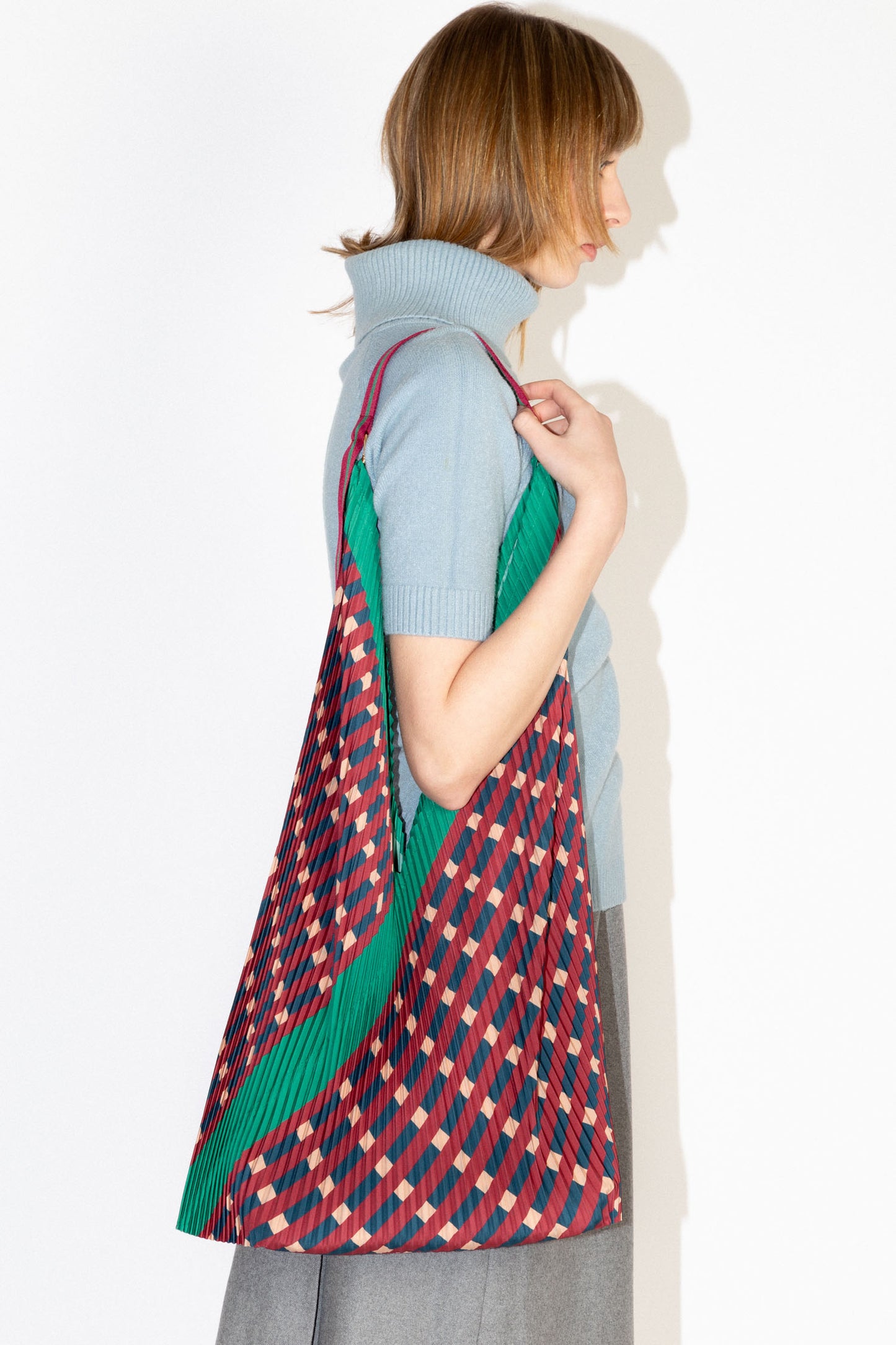 Multitudes Sophia Green Pleated Y Bag