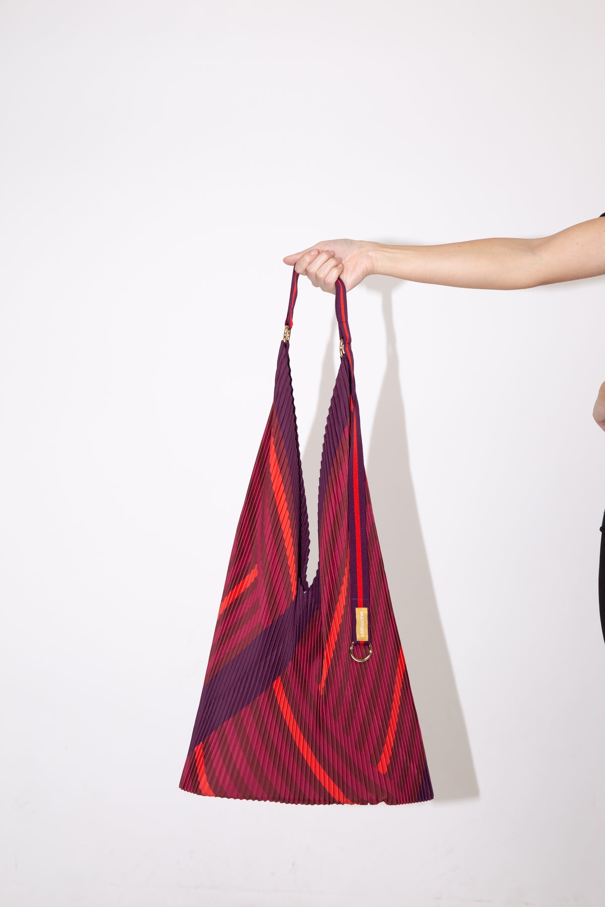Multitudes Stefania Pleated Y Bag