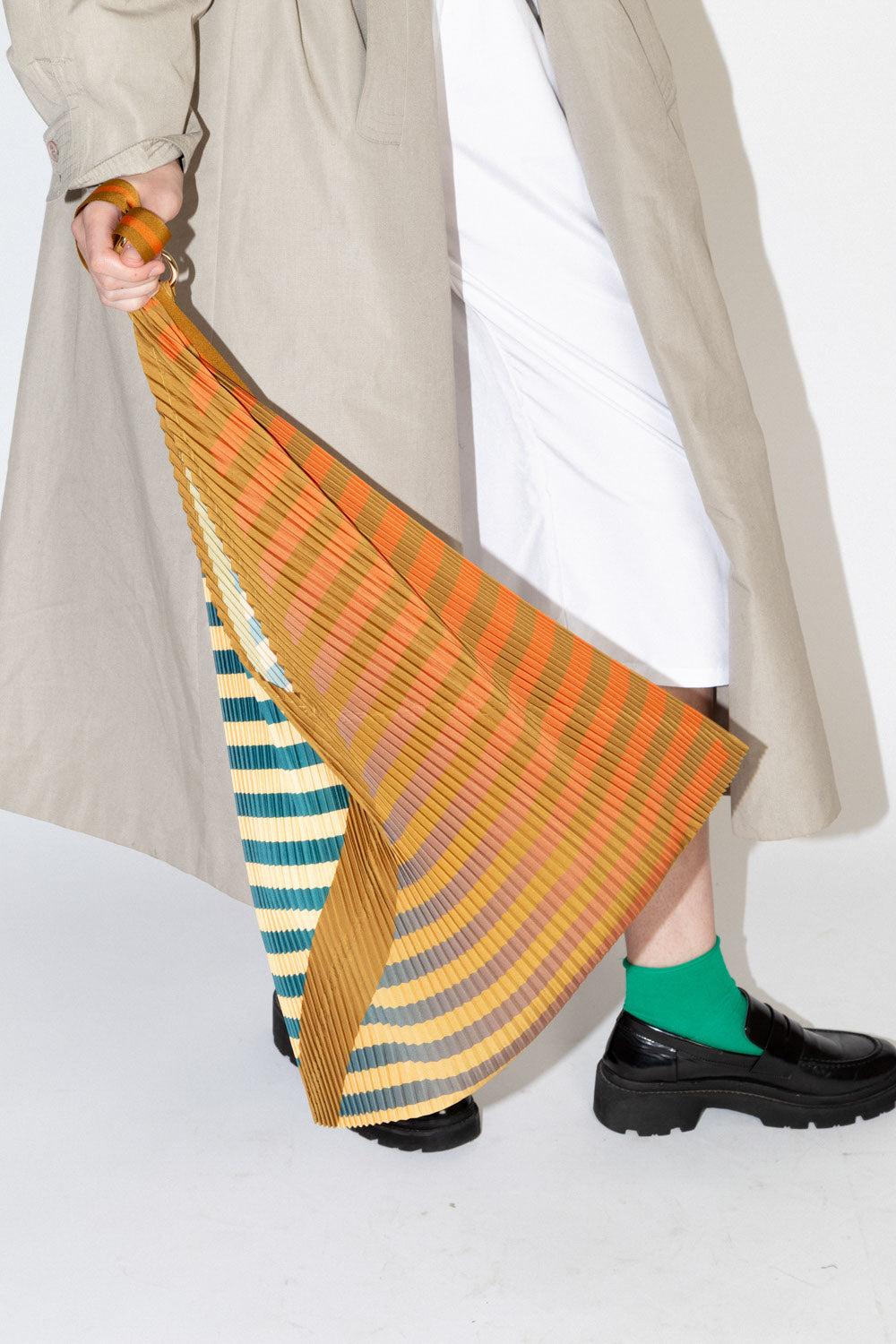 Multitudes Claudia Ochre Pleated Y Bag
