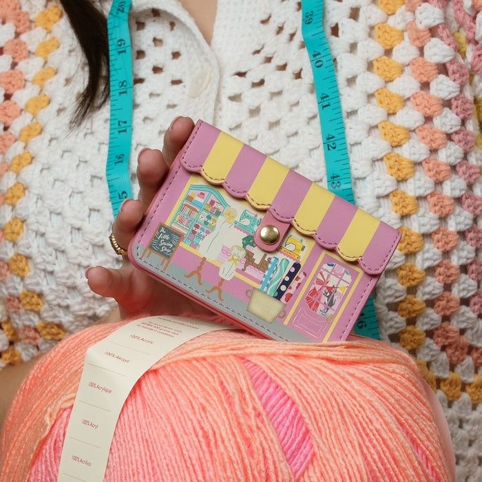 Vendula Sewing Shop - Rasberry Edition Accordian Card Wallet
