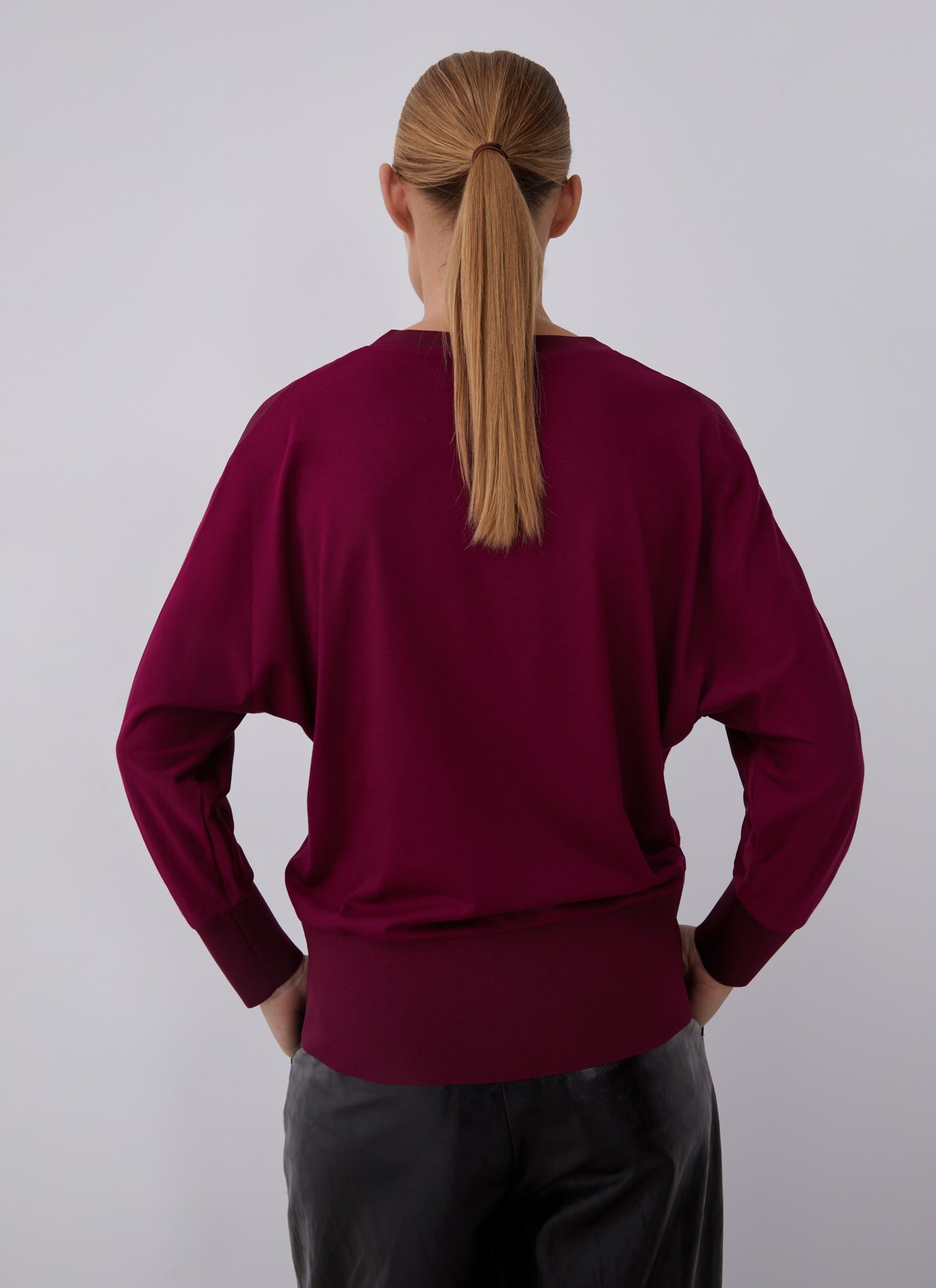 Women Long-Sleeve T-Shirt | Aubergine V-Neck Viscose T-Shirt by Spanish designer Adolfo Dominguez