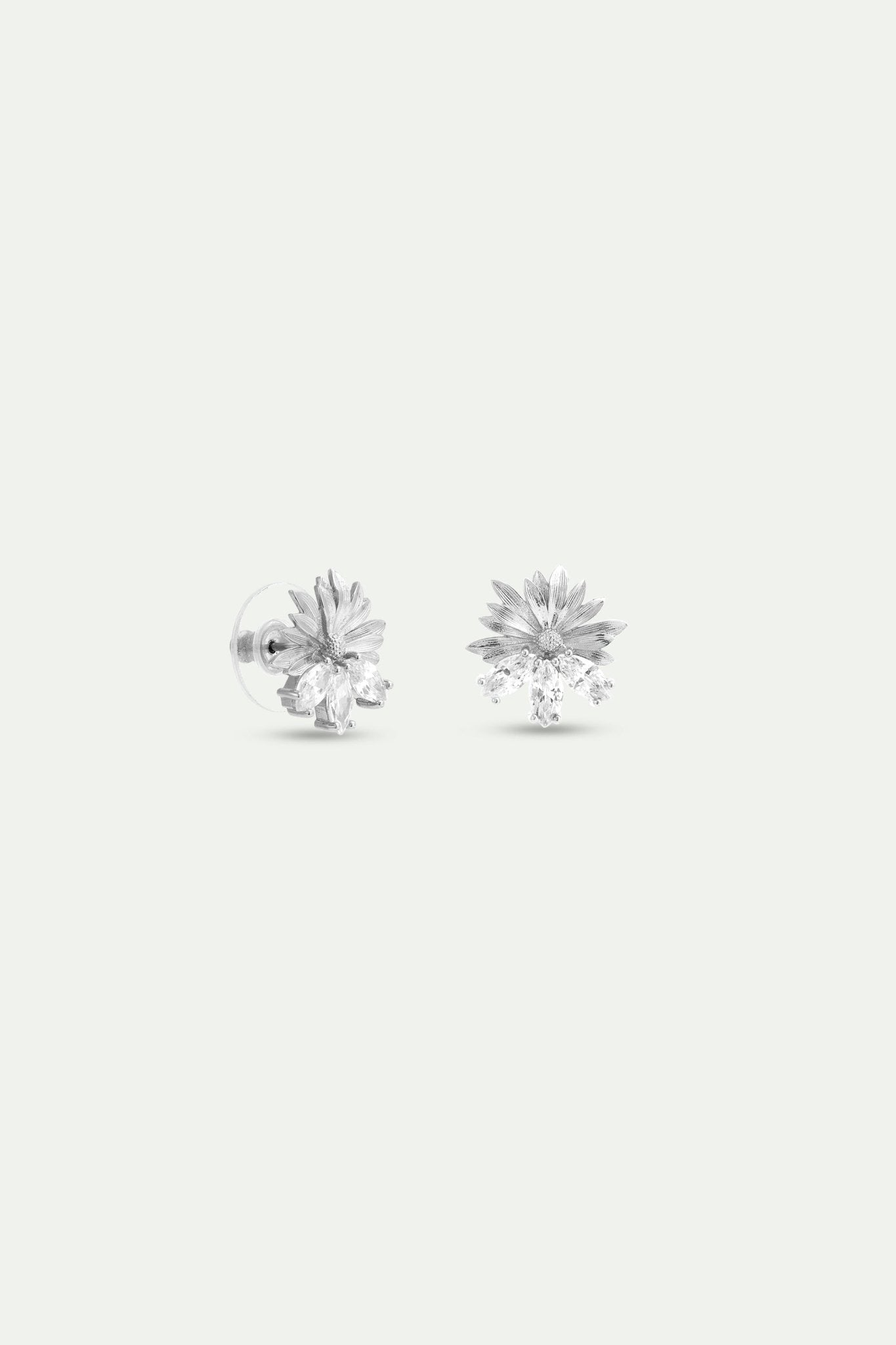 Silver Post Earrings With Daisies and White Stones | AYNF1041 - Les Nereides
