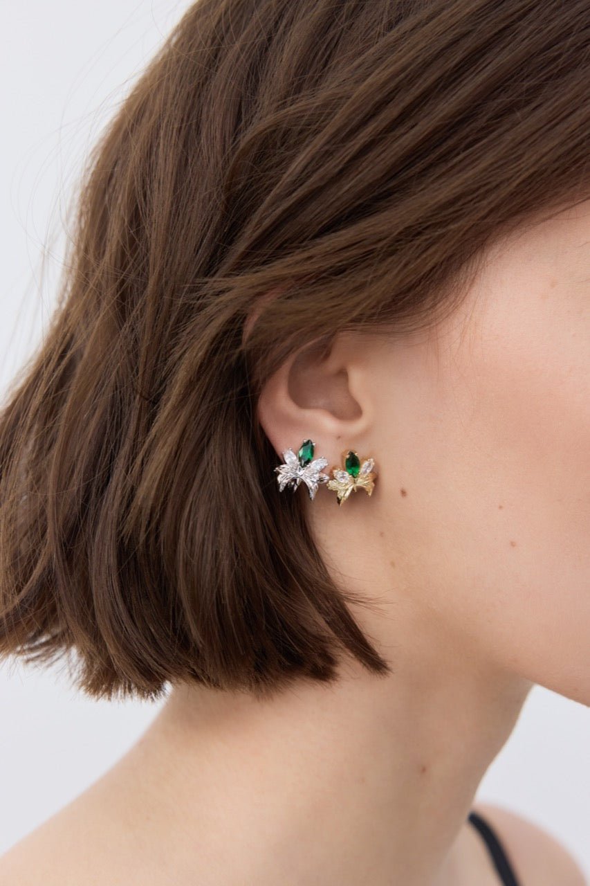 Silver Earrings With Orchids, White and Green Stones | AYNF1061 - Les Nereides