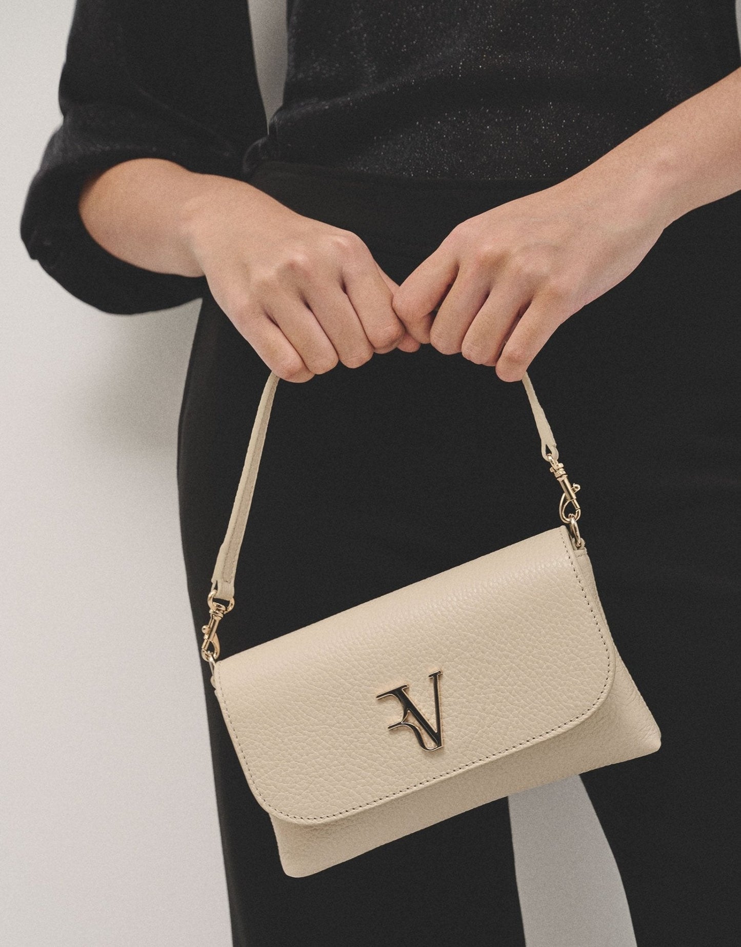 Handbags | Beige leather Rita handbag by Spanish designer Roberto Verino