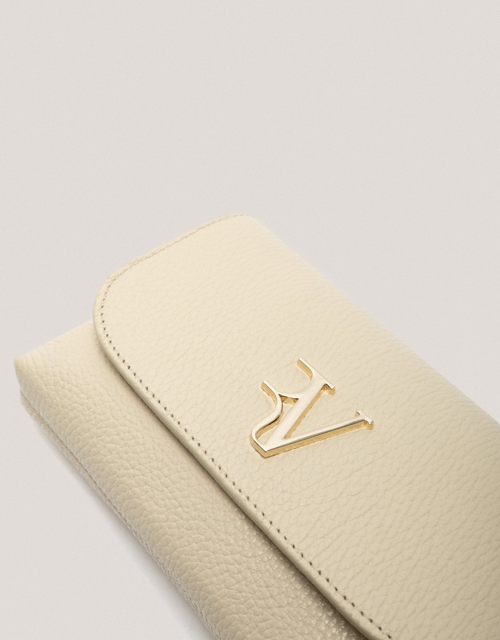 Handbags | Beige leather Rita handbag by Spanish designer Roberto Verino