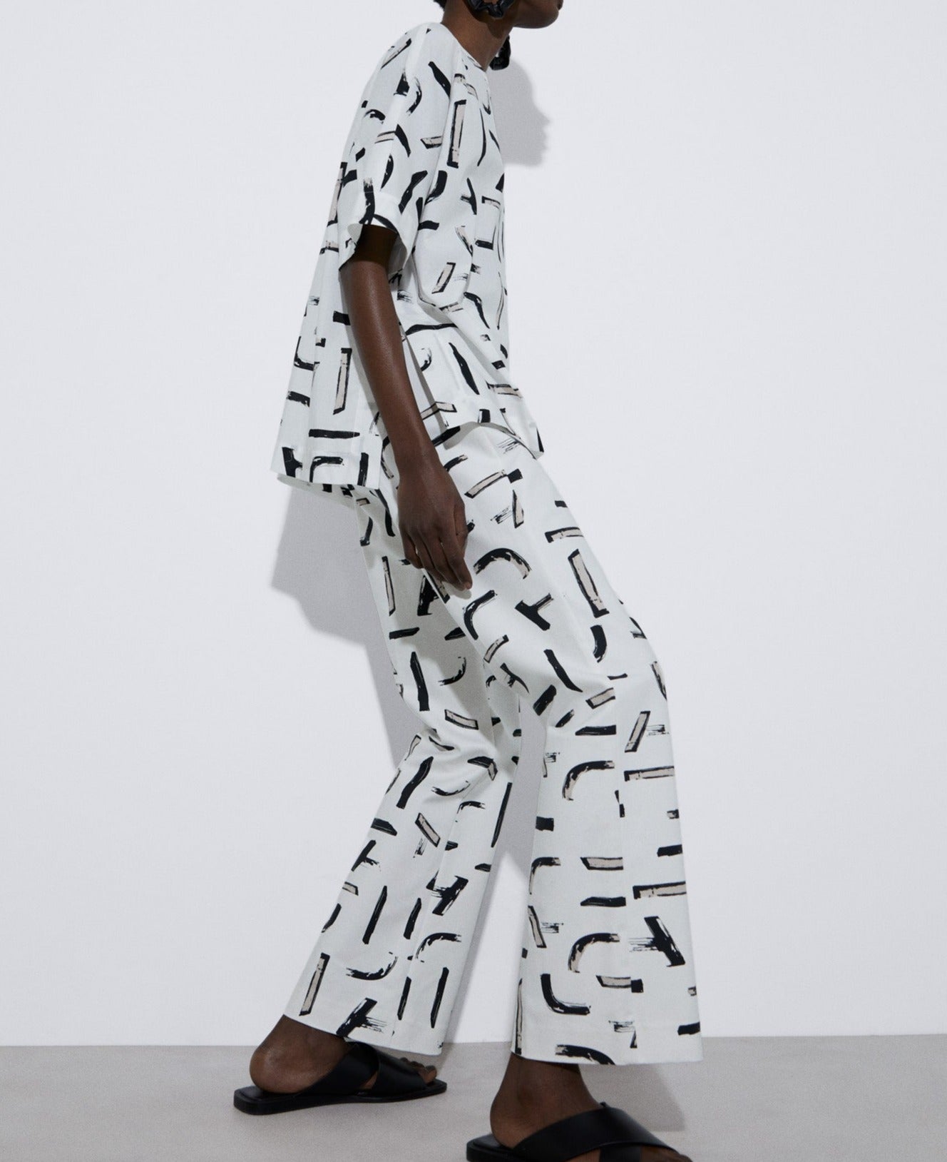 Women Trousers | Black And White Straight Printed Trousers by Spanish designer Adolfo Dominguez