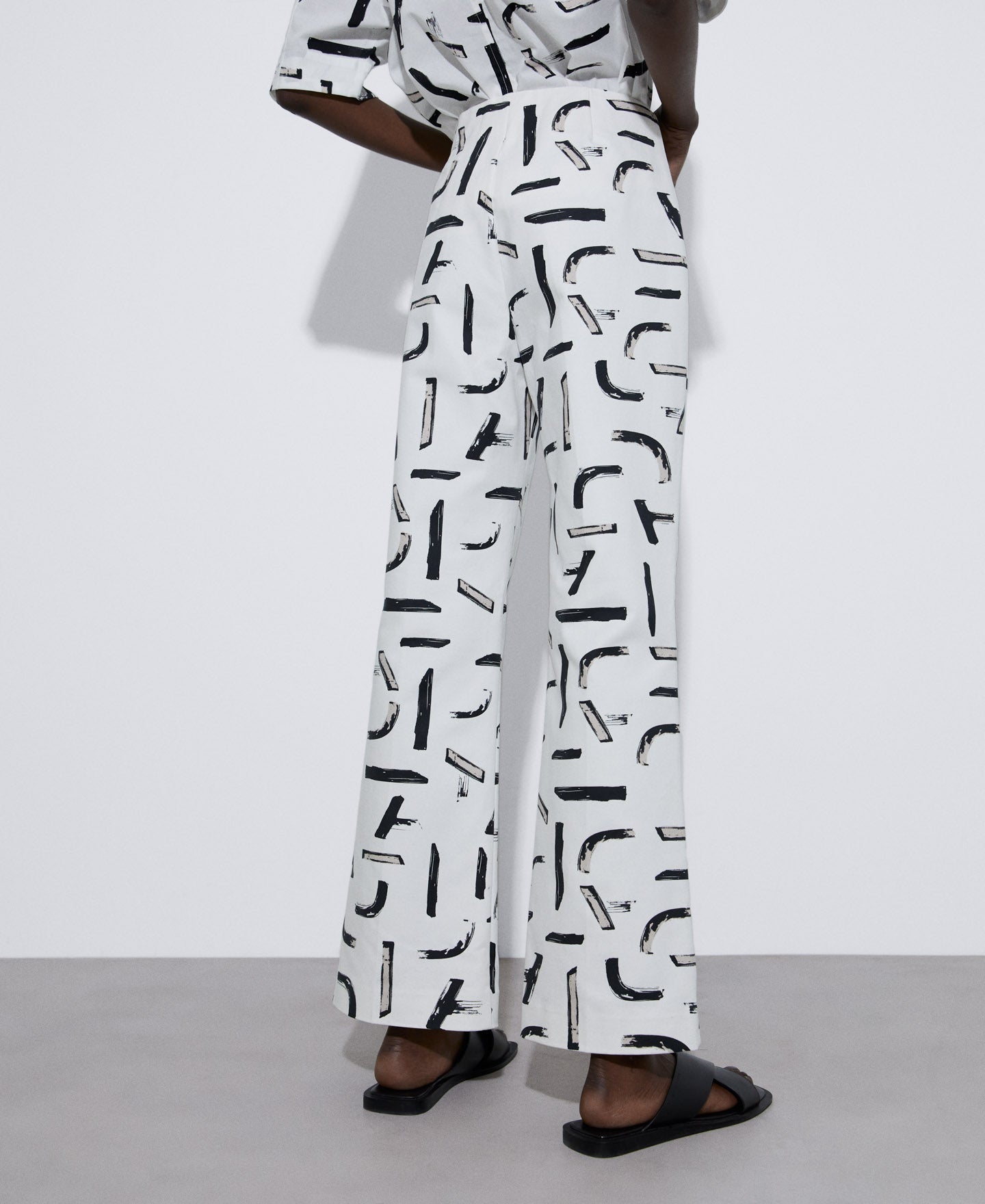 Women Trousers | Black And White Straight Printed Trousers by Spanish designer Adolfo Dominguez