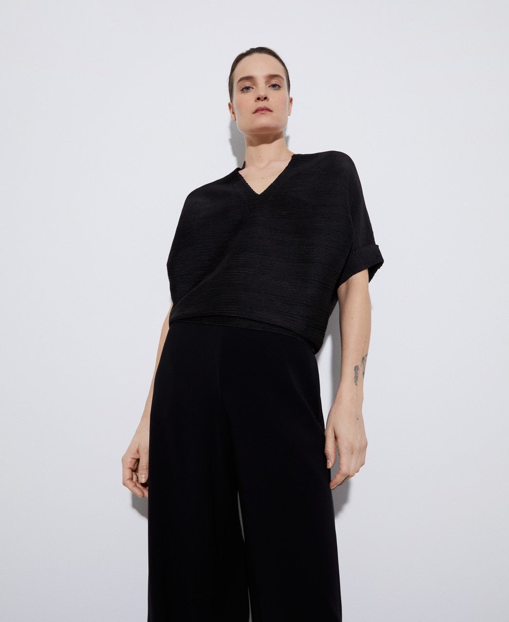 Women Shirt | Black Japanese Sleeve Crinkle Sweatshirt by Spanish designer Adolfo Dominguez