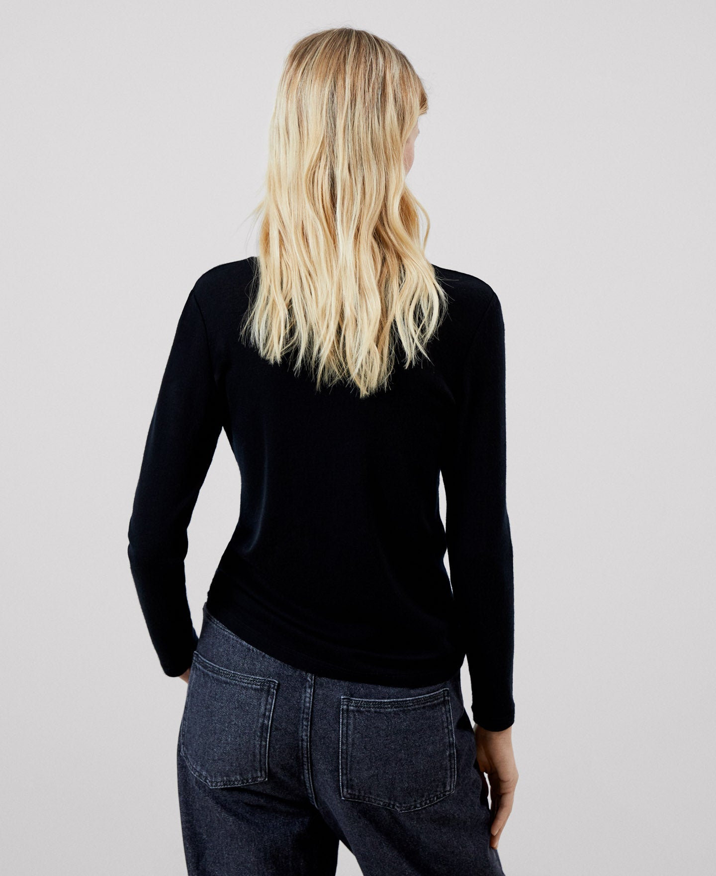 Women Long-Sleeve T-Shirt | Black Merino Wool Long Sleeve T-Shirt by Spanish designer Adolfo Dominguez