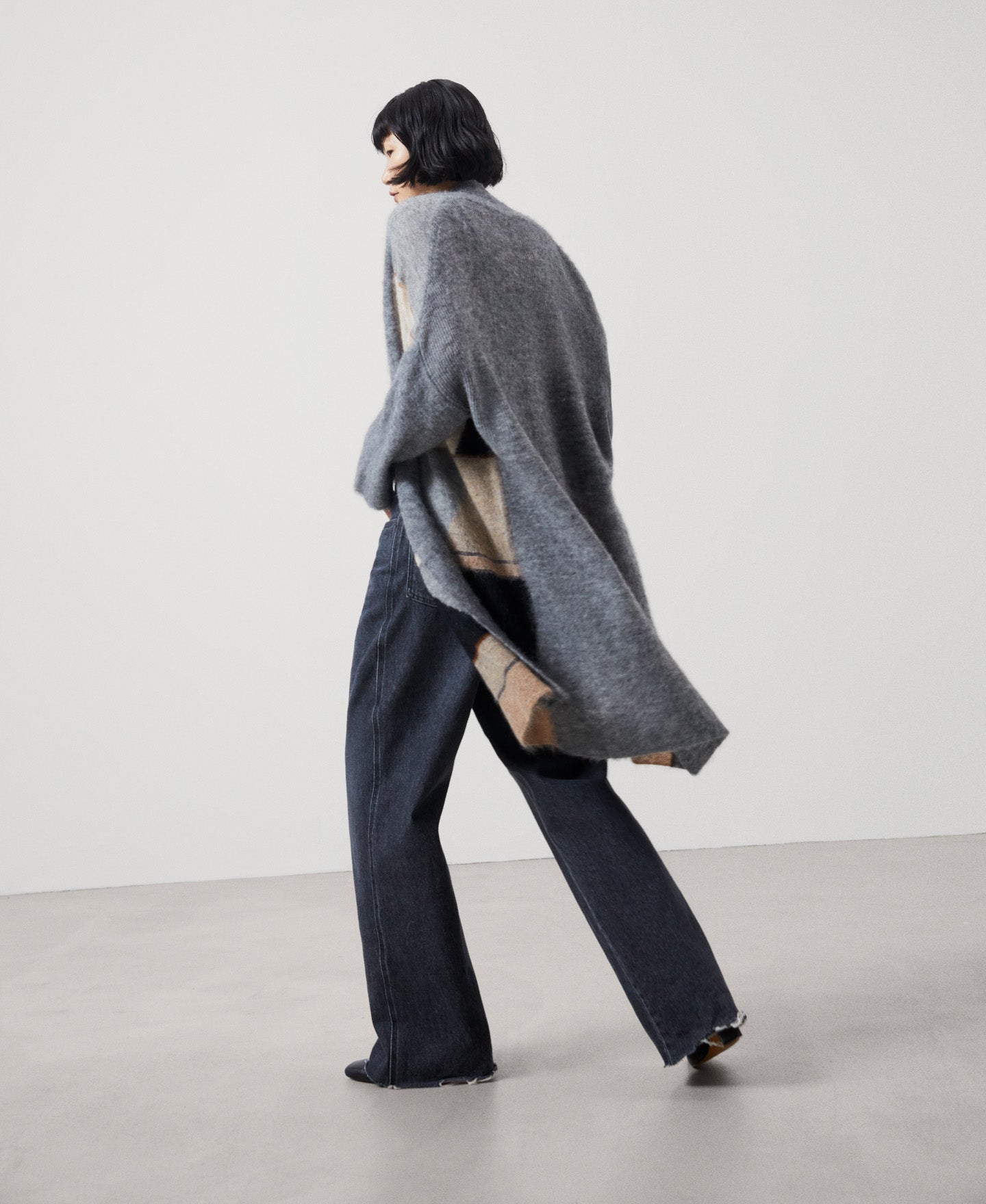 Women Knit Jacket | Black Stripe Two-Tone Wool Knitted Gloves by Spanish designer Adolfo Dominguez