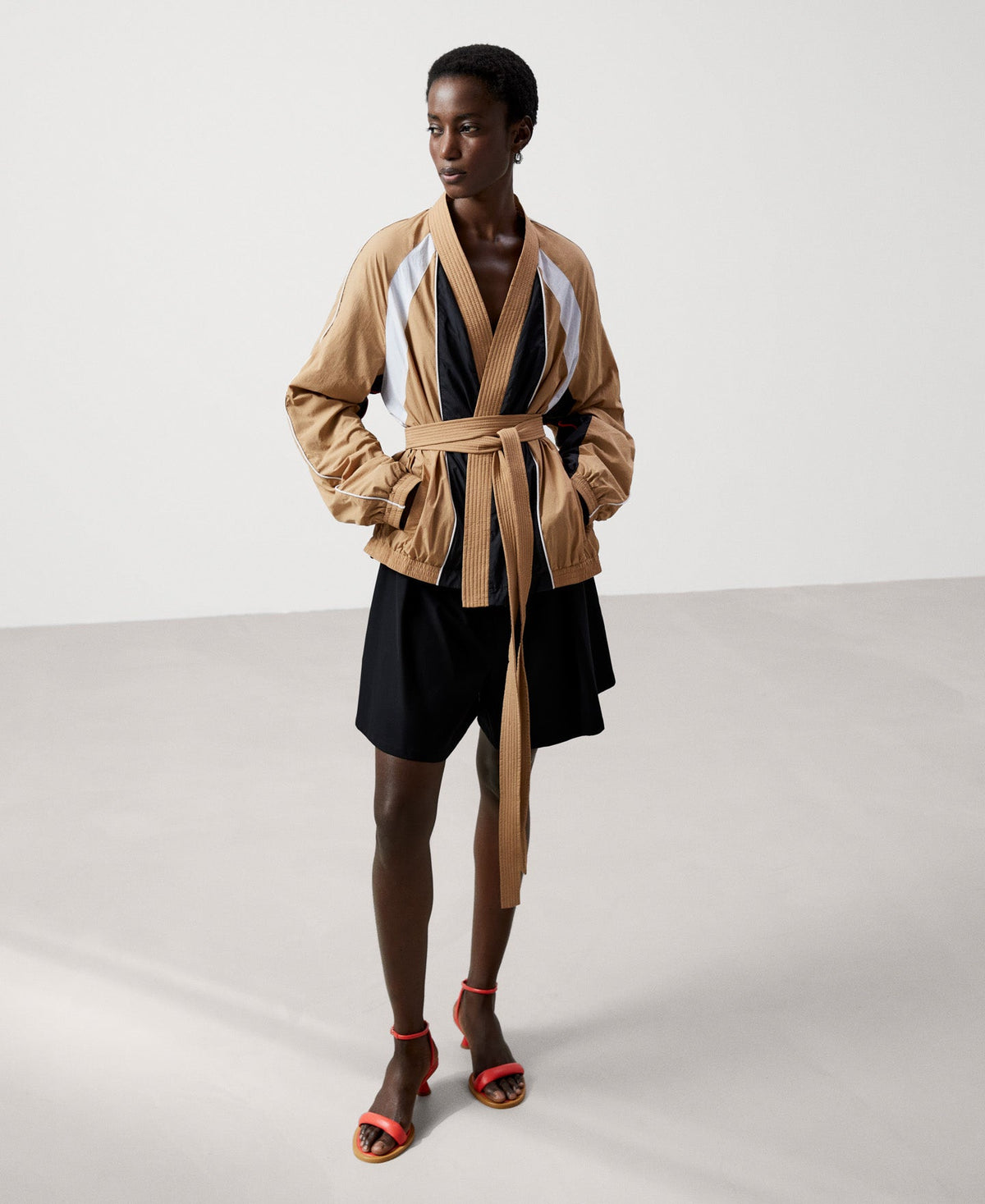 Women Short Jacket | Black/Camel Three-Color Nylon Kimono Jacket by Spanish designer Adolfo Dominguez