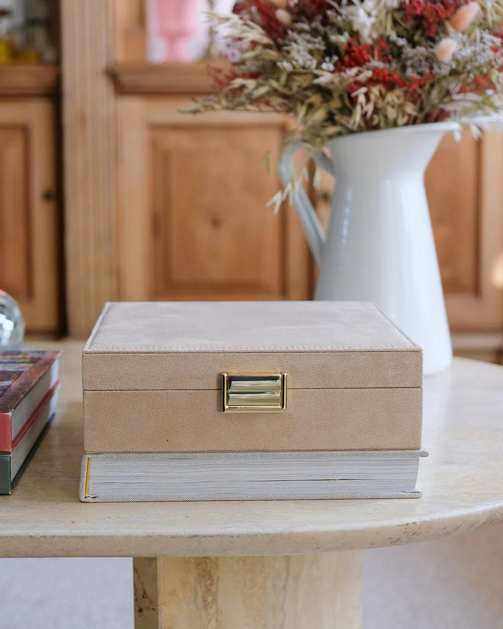 Anne Jewelry Box In Beige Velvet