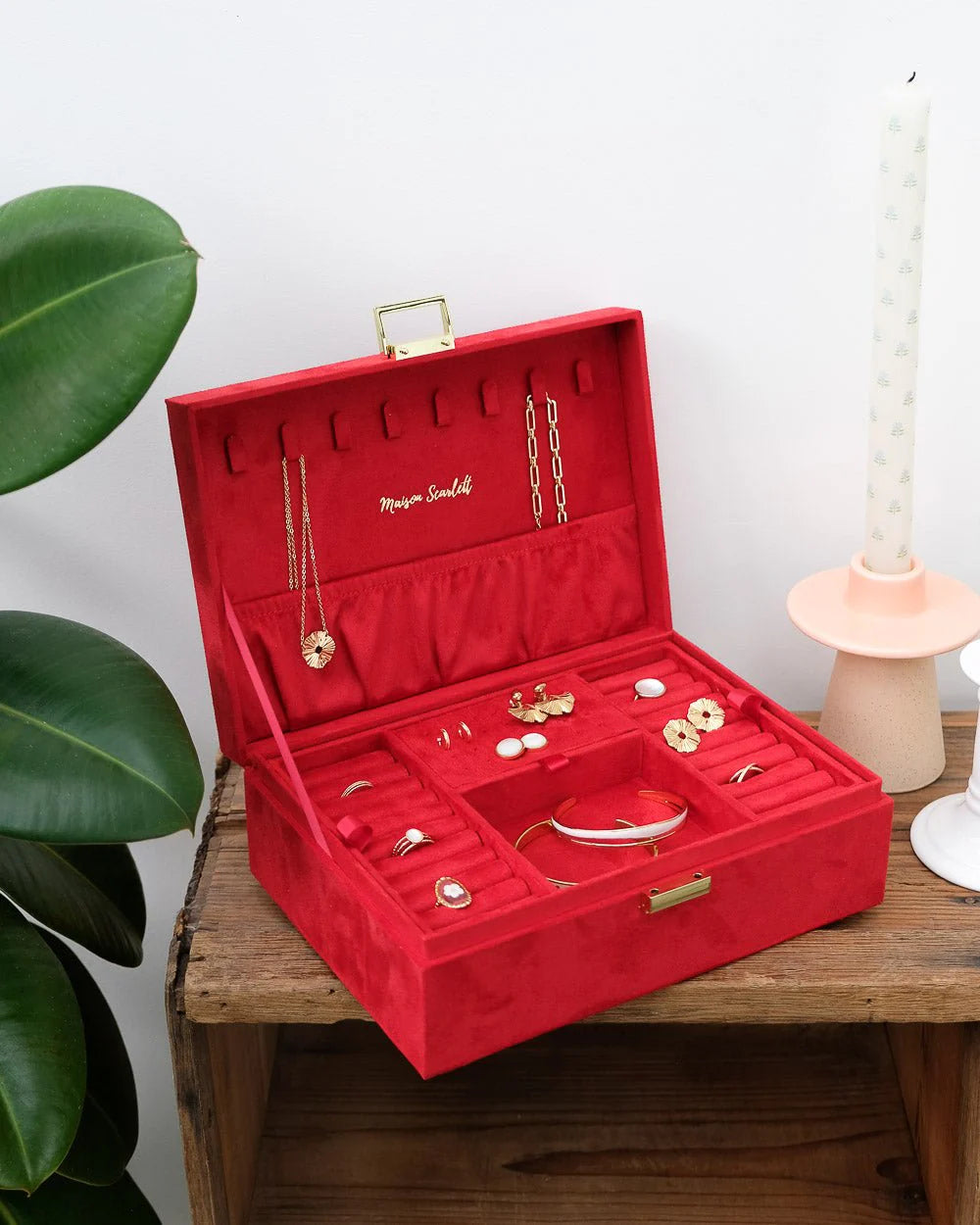Louise Jewelry Box In Red Velvet