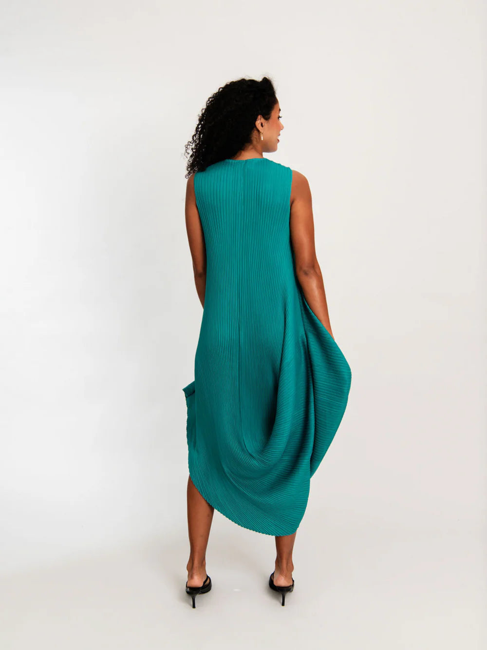 Alquema | Sleeveless Draper Dress / Ocean Dream
