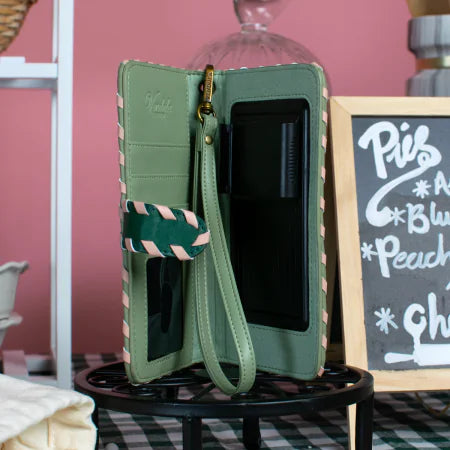 Vendula Pie Shop Universal Flip Phone Case