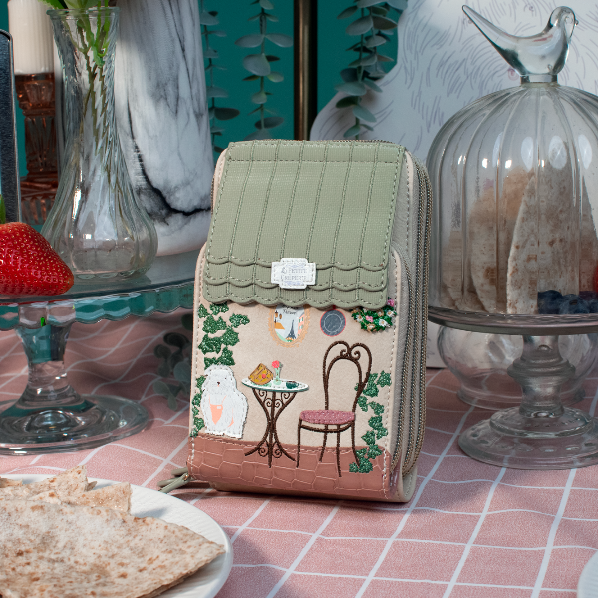 La Petite Creperie Callaway Bag