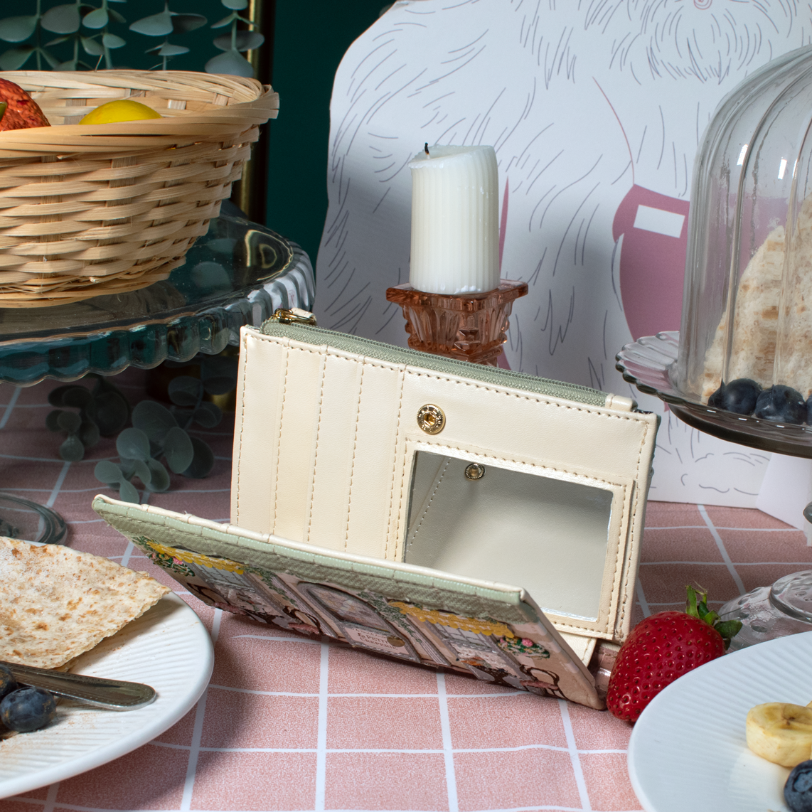 La Petite Creperie Compact Folding Wallet