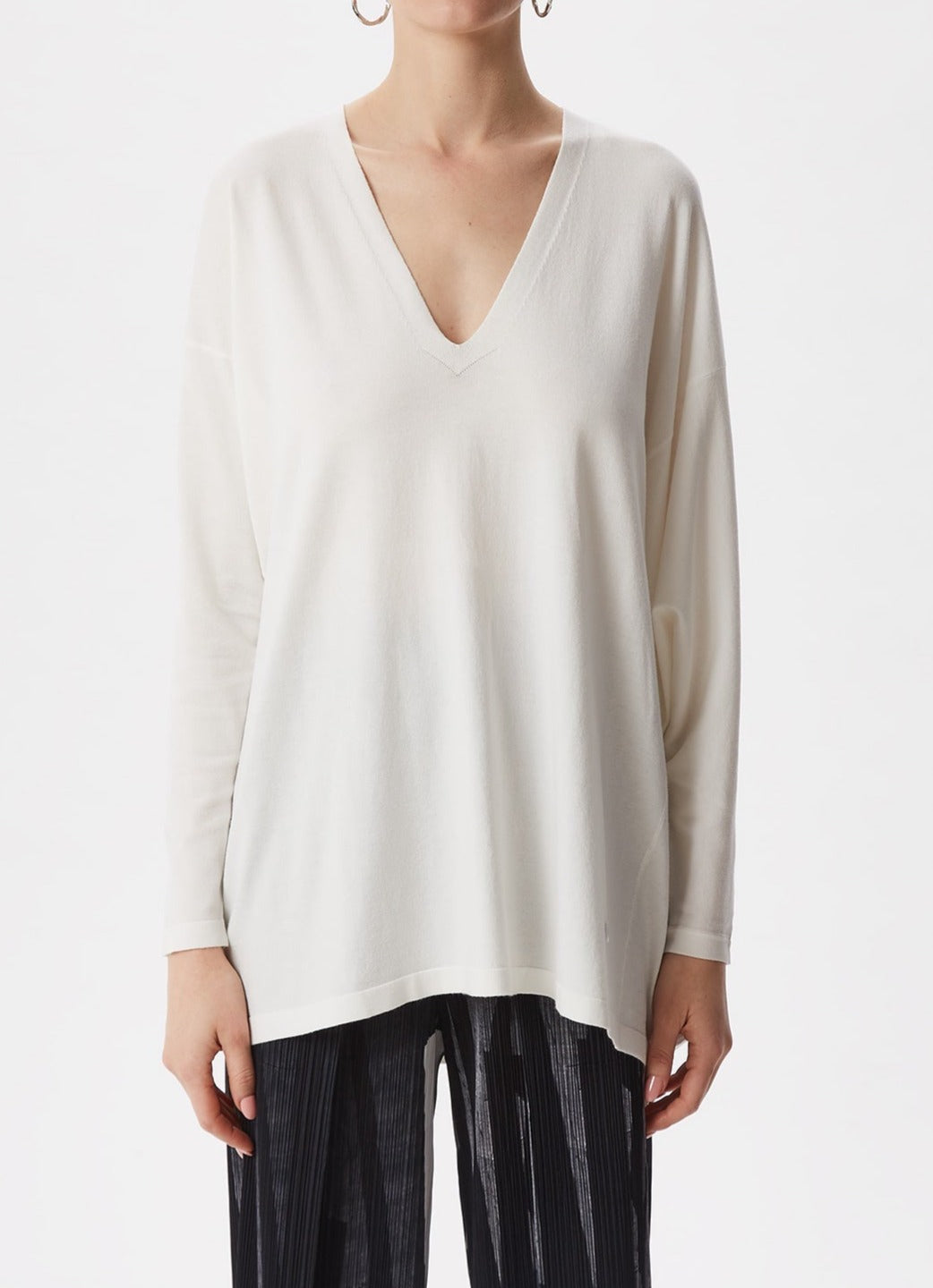 Women Jersey | Ecru Fluid Sweater With Bat Sleeve by Spanish designer Adolfo Dominguez