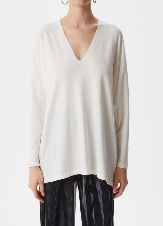 Women Jersey | Ecru Fluid Sweater With Bat Sleeve by Spanish designer Adolfo Dominguez