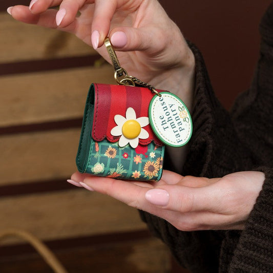 Vendula London The Farmhouse Pantry Pods Case held by model